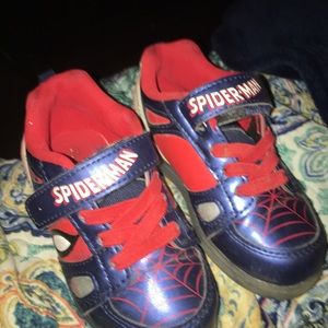 Spider man light up kids size 9